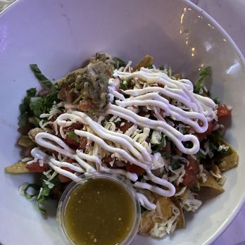 DSTRKT Bar & Grill - Sports Bars Near Me - Chicago, Illinois