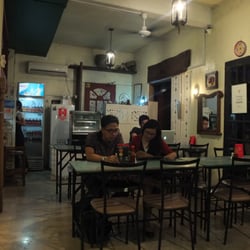 Leona Art Restaurant