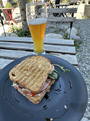 HandleBar Pizza by null