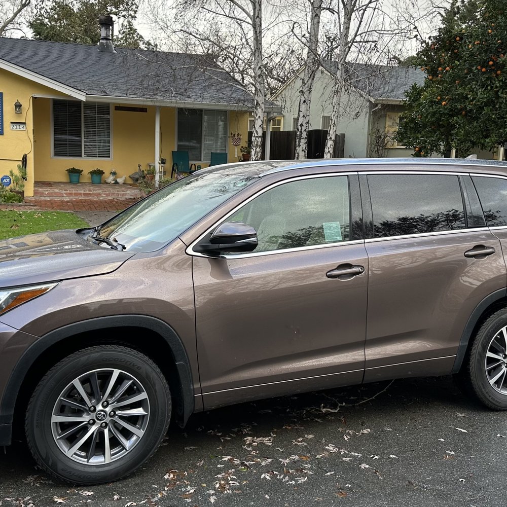 BDS Locksmith - 2017 Toyota Highlander with keyless start. - Keys & Locksmiths Near Me BDS Locksmith - 2017 Toyota Highlander with keyless start. - Keys & Locksmiths Near Me