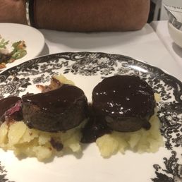 Oxtail in red wine sauce