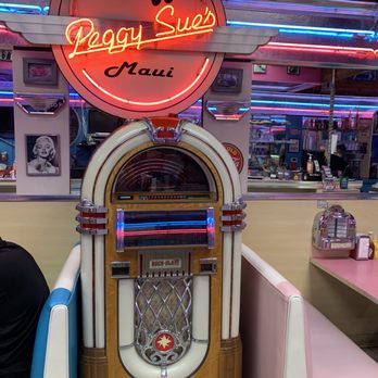 Peggy Sue's - The jukebox really works! - Burgers Near Me - Kihei, Hawaii Peggy Sue's - The jukebox really works! - Burgers Near Me - Kihei, Hawaii