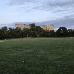 Emlen Tunnell Park