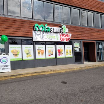 Mía 102 - Exterior - Juice Bars & Smoothies Near Me - Portland, Oregon Mía 102 - Exterior - Juice Bars & Smoothies Near Me - Portland, Oregon