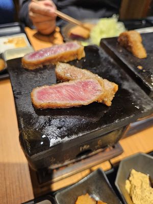 Gyukatsu Motomura Nishi Shinjuku by null