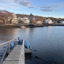 Harborage Inn on the Oceanfront - The dock out back