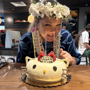 Honu Bakery - Cheeeeese!! - Bakeries Near Me - Honolulu, Hawaii