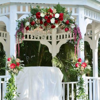 Kings Creek Flowers - Arrangements made for my wedding - Florists Near Me - Miami, Florida Kings Creek Flowers - Arrangements made for my wedding - Florists Near Me - Miami, Florida
