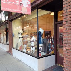 Jenette Bras
