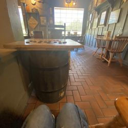 Cracker Barrel Old Country Store - Nice and chill
