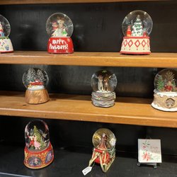 Tannenbaum Christmas Shop