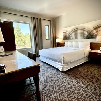 Nakoma Resort - Standard King - Resorts Near Me - Clio, California Nakoma Resort - Standard King - Resorts Near Me - Clio, California