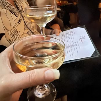 Bar Vauté - Champagne - Cocktail Bars Near Me - Charleston, South Carolina