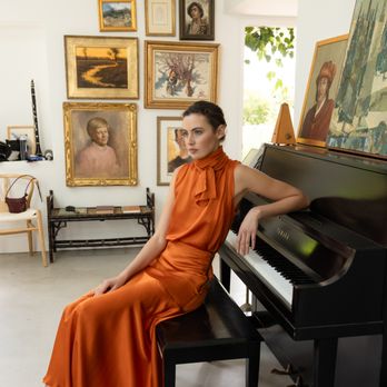 Heidi Merrick - at home in the margo top and kite skirt - Women's Clothing Near Me - Summerland, California