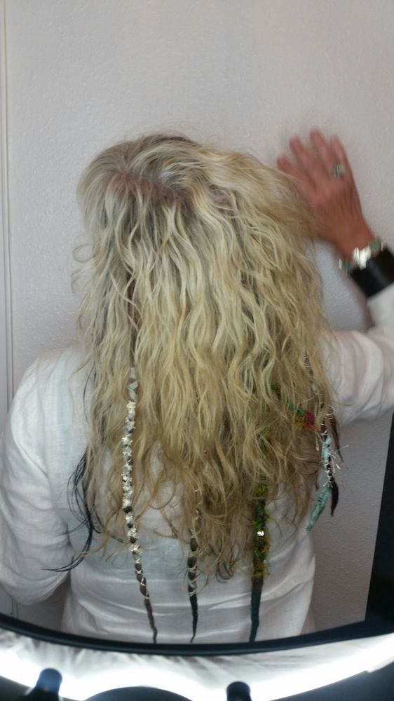 Annahair7 Logo