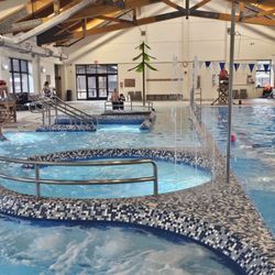 Sunriver Homeowners Aquatic and Recreation Center - Whirlpool fun