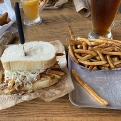 Primanti Bros. Restaurant and Bar - Cajun chicken and fries