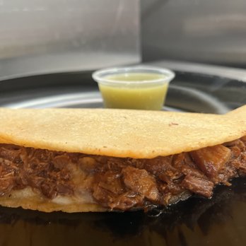 Linda's Kitchen - Chicharron prensado quesadilla - Food Trucks Near Me - Kahului, Hawaii Linda's Kitchen - Chicharron prensado quesadilla - Food Trucks Near Me - Kahului, Hawaii