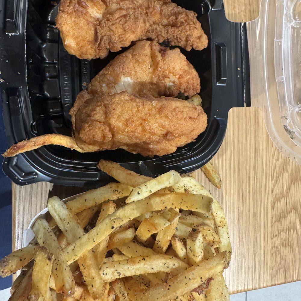 Super Chix - Chicken Tender & Rosemary Seasoned Fries - Salad Near Me - Tacoma, Washington Super Chix - Chicken Tender & Rosemary Seasoned Fries - Salad Near Me - Tacoma, Washington