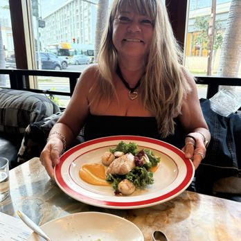 Rigo - My bland Fresh Fish and Scallops - Spanish Near Me - Honolulu, Hawaii Rigo - My bland Fresh Fish and Scallops - Spanish Near Me - Honolulu, Hawaii