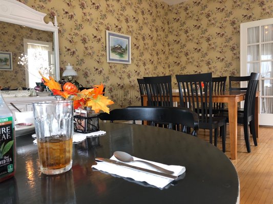 Gustaf's On Main Eatery by null