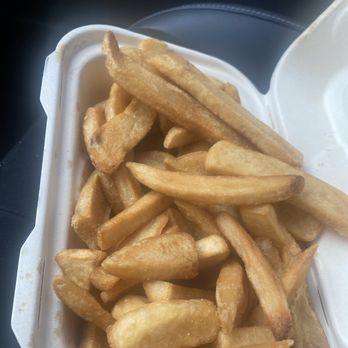 Donahoo's Golden Chicken - This is not my first rodeo, a fresh Bach looks golden. - Chicken Wings Near Me - Pomona, California