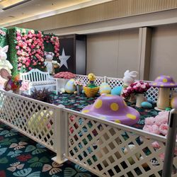 Kahala Mall - Easter photo set up