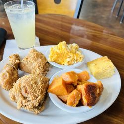 Paschal's - Fried chicken, yams, Mac & cheese, cornbread, peach lemonade