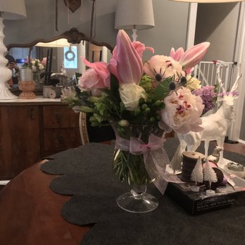 Flowers by Priscilla - 20th Wedding Anniversary Bouquet - Florists Near Me - Paoli, Pennsylvania