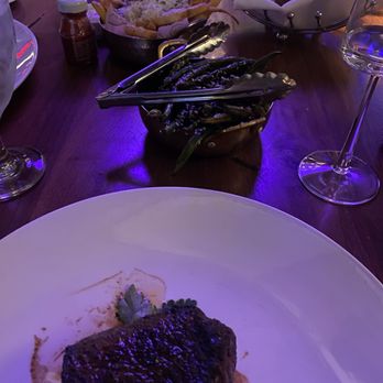 Jeff Ruby's Steakhouse - Cincinnati - Petite Filet Mignon - Steakhouses Near Me - Cincinnati, Ohio Jeff Ruby's Steakhouse - Cincinnati - Petite Filet Mignon - Steakhouses Near Me - Cincinnati, Ohio