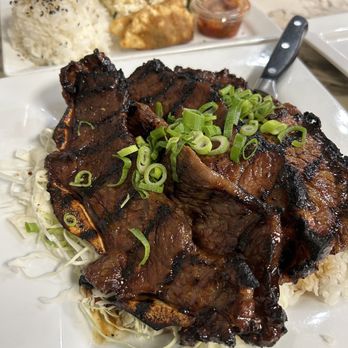 Da Kitchen Maui - Kalbi Ribs - Hawaiian Near Me - Kihei, Hawaii Da Kitchen Maui - Kalbi Ribs - Hawaiian Near Me - Kihei, Hawaii