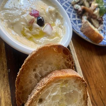 Anassa Taverna -  Downtown - Bread with hummus - Greek Near Me - New York, New York