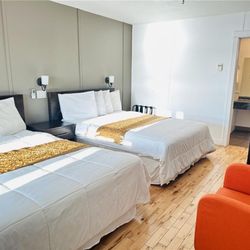 Harbourview Inn, SureStay Collection by Best Western - Double Queen Guest Room