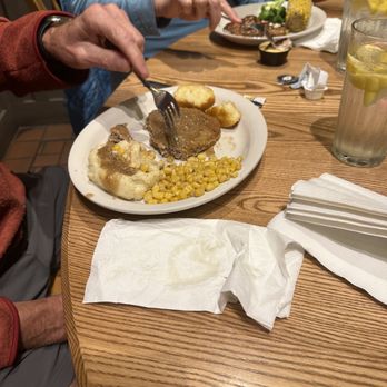 Cracker Barrel Old Country Store - Country fried steak, mashed potatoes, green beans and Brown gravy - Breakfast & Brunch Near Me - Kimball, Tennessee Cracker Barrel Old Country Store - Country fried steak, mashed potatoes, green beans and Brown gravy - Breakfast & Brunch Near Me - Kimball, Tennessee