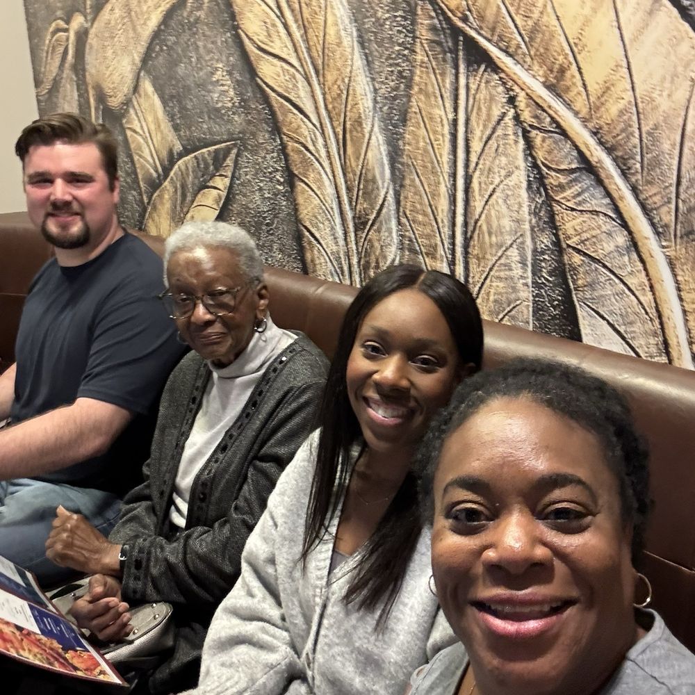 Godfreys - Me and my daughter, my mother-in-law and my daughter's boyfriend - Caribbean Near Me - Flowood, Mississippi