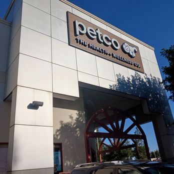 Petco - Pet Stores Near Me - Montclair, California