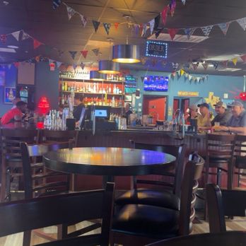 Rocko's Dive Bar & Texas Kitchen - Inside - Dive Bars Near Me - Pearland, Texas
