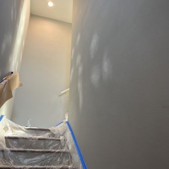 Mr Gomez Construction - Drywall patching and touch up - General Contractors Near Me