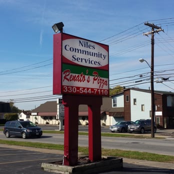 Renato's Pizza - Pizza Near Me - Niles, Ohio