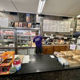 Excellent classic NY sandwich deli! Hard to find!