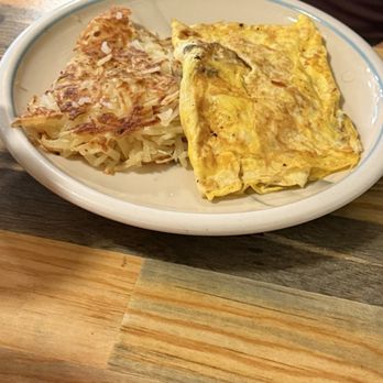 Viddles and Joe - Cheese and mushroom omelette - American Near Me - Hackensack, Minnesota Viddles and Joe - Cheese and mushroom omelette - American Near Me - Hackensack, Minnesota