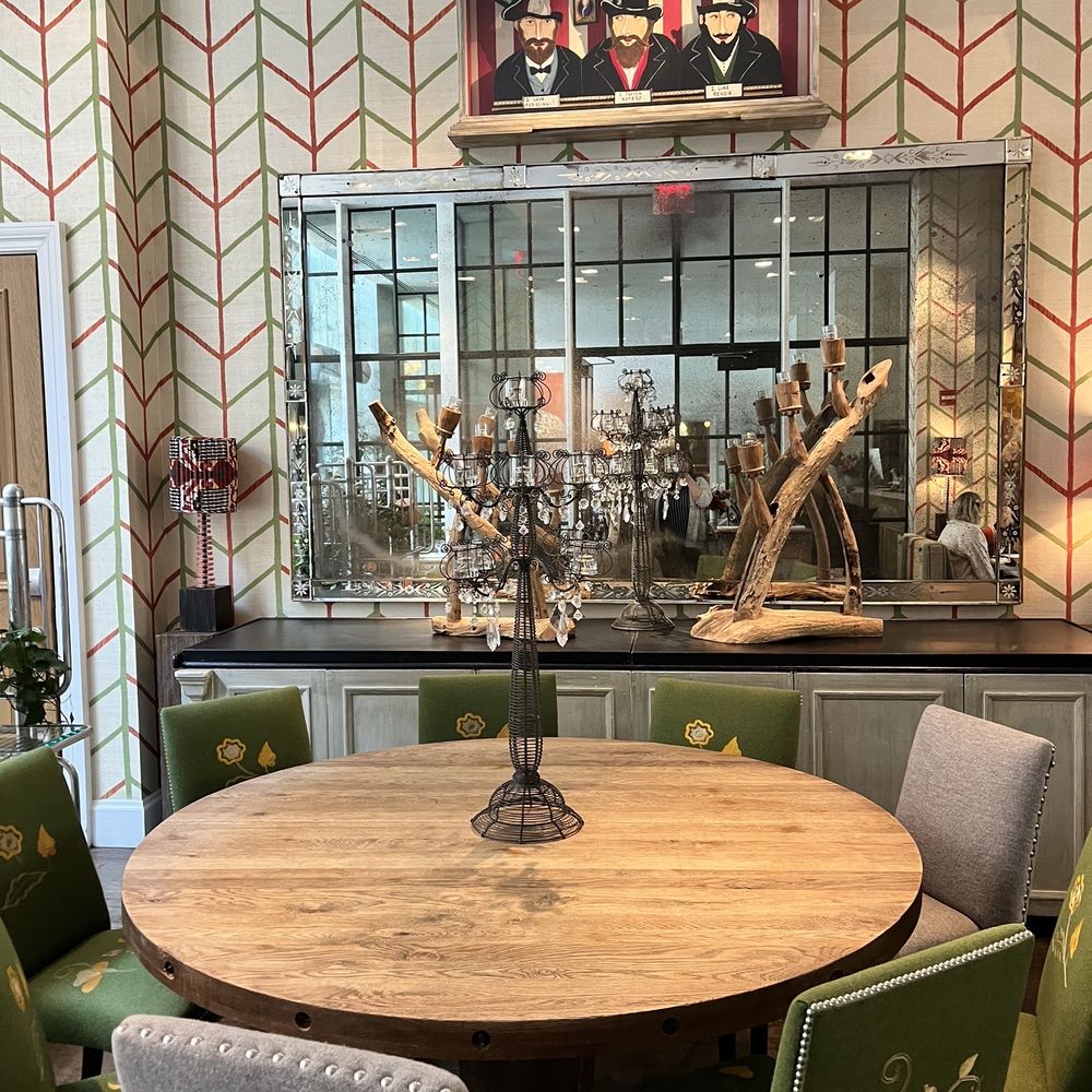 The Crosby Bar - Interior Decor - Bars Near Me - New York, New York