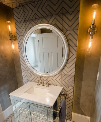 Titanic Plumbing and Drain Logo