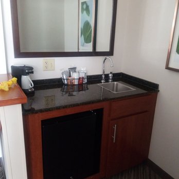 Hyatt Place Chicago - Kitchen area - Hotels Near Me - Itasca, Illinois