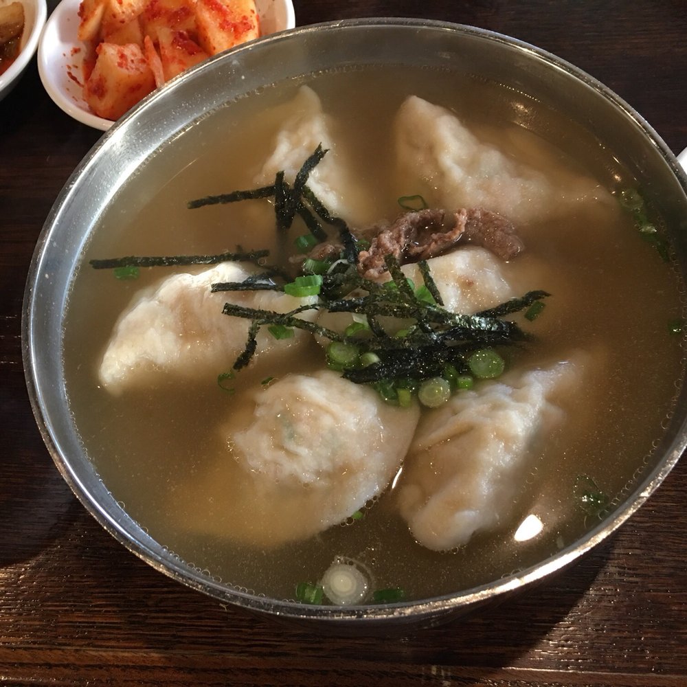 Mandooguk (Dumpling Soup) Mandooguk (Dumpling Soup)