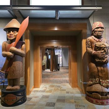 Hibulb Cultural Center - Welcome statues - Museums Near Me - Tulalip, Washington