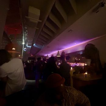 Sunroom - Bar, seating, ambiance - Cocktail Bars Near Me - Orlando, Florida