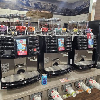 Maverik Adventure's First Stop - Coffee By The Cup - Gas Stations Near Me - Kanab, Utah
