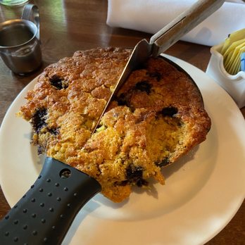 Crosby's Kitchen - Blueberry cornbread - American Near Me - Chicago, Illinois Crosby's Kitchen - Blueberry cornbread - American Near Me - Chicago, Illinois