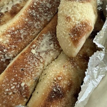 Flippers Pizza - Breadsticks - Pizza Near Me - Tampa, Florida Flippers Pizza - Breadsticks - Pizza Near Me - Tampa, Florida